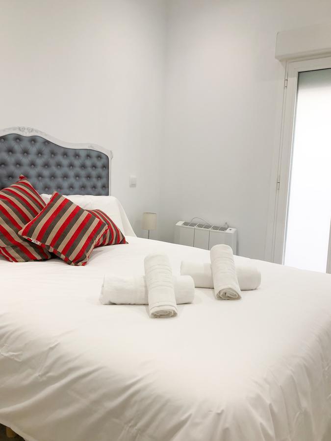 Modern With Ideal Location Next To Atocha Station Madrid Kültér fotó