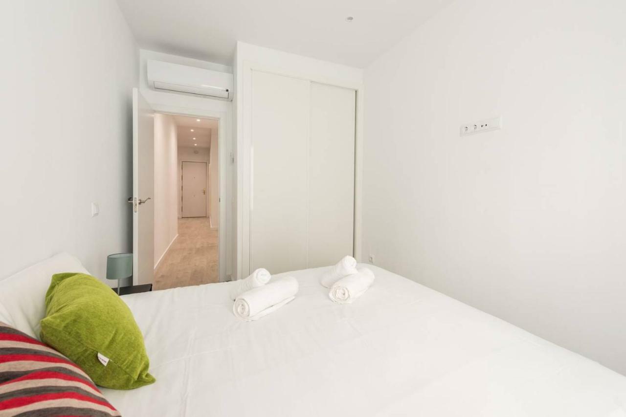 Modern With Ideal Location Next To Atocha Station Madrid Kültér fotó